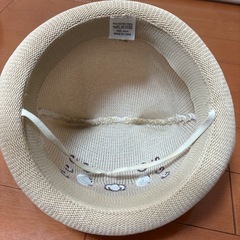 沖縄を感じさせる子供用帽子の画像