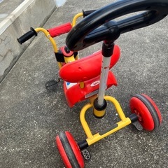 三輪車の画像