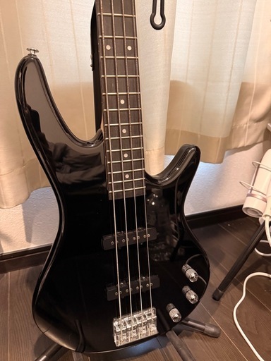 Ibanez GSR180 ベースギター 