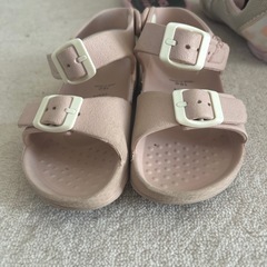 19cmのサンダルですですの画像