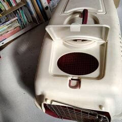 猫のキャリアですの画像