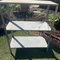 IKEA ブリキ棚 2台の画像