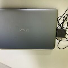 ASUS VivoBook R541N　15インチノートパソコンの画像