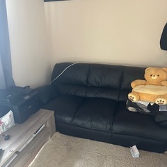 ソファー&テーブルの画像