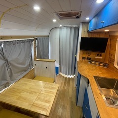 トヨタ　コースター　移動事務室車(キャンピング仕様)の画像