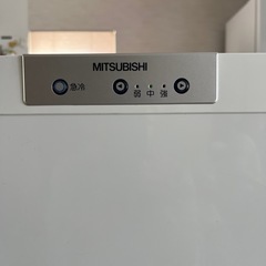 冷凍庫 121L 2013年製 三菱 MF-U12T-W ホワイト 白 MITSUBISHI の画像