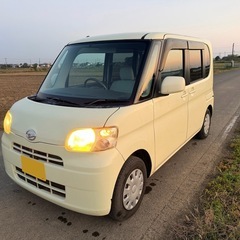 ダイハツ タント 車検付き‼️ パワースライドドア ナビ Bluetooth シートカバー 乗って帰れます。の画像