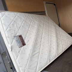 ニトリ ダブル マットレス スプリングの画像