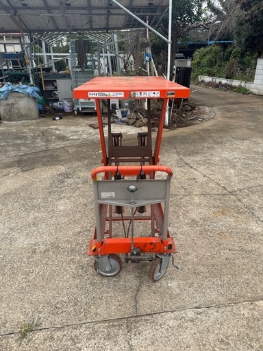 トラスコ中山 TRUSCO ハンドリフター 1000kg 1200X600リフト台車 足踏み式 テーブルリフト