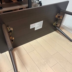 
折りたたみテーブルの画像