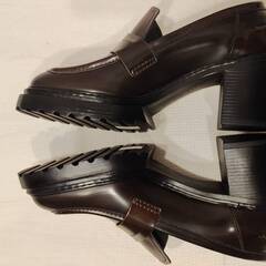 ペニーローファー パンプス（35/22.5cm / ダークブラウン / CHARLES & KEITH チャールズアンドキース）の画像