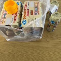 明治　ほほえみ　らくらくミルク缶200ml 13本プラスアタッチメントの画像