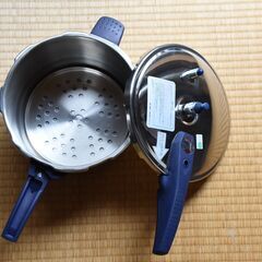 圧力なべ　ステンレス３層底　５．０リットル　電磁調理器対応の画像