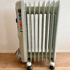 デロンギ オイルヒーター HJ0812／美品・動作確認済・赤ちゃんや高齢者にも安心✨の画像