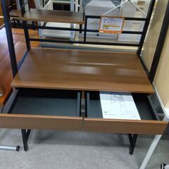 【ジ604】ラック付きデスクの画像