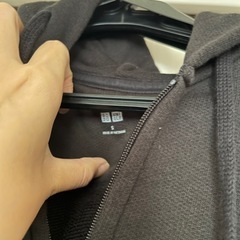 パーカー ユニクロの画像