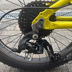 SCOTT ( スコット ) キッズバイク SCALE 20 ( スケール 20 ) イエロー 20 ( 適正身長115-125cm前後 )
の画像