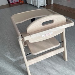 【美品】ベビーチェア　ホワイト　天然木の画像