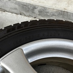 スタットレスタイヤ　BLIZZAK VRXZ 185/65R15 88Qの画像