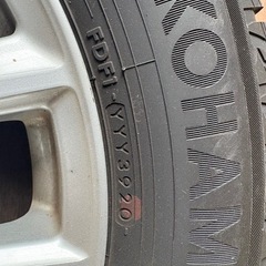 215/60R 16 ヨコハマiＧ60 2020年製造の画像