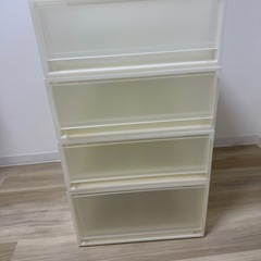 衣装ケースの画像