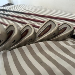 ゴルフドライバー&アイアンセットwilsonの画像