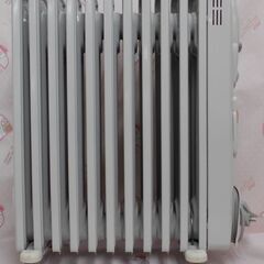 ♪Delonghi/デロンギ オイルヒーター RADIA 11枚フィン 24時間タイマー R631112EF♪の画像