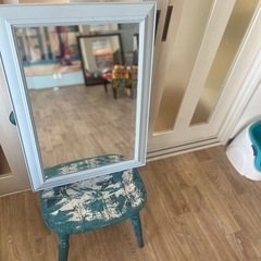 お洒落な鏡の画像