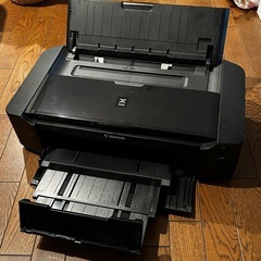 壊れたプリンターの画像