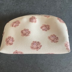 coach ポーチの画像