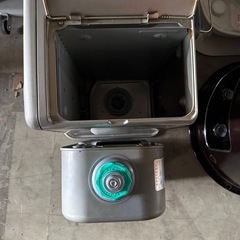 チェックOK! 　ダイニチ FW-5714LE 石油ヒーター 木造：15畳、コンクリート：20畳　大型9Lタンク　ブルーヒーター 2014年製の画像