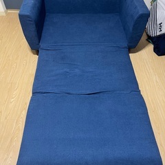 ソファーベッド（ネイビー）の画像