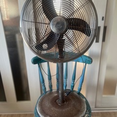 インダストリアル扇風機の画像