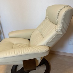 リクライニングチェア新品同様の画像