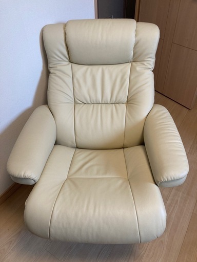 リクライニングチェア新品同様