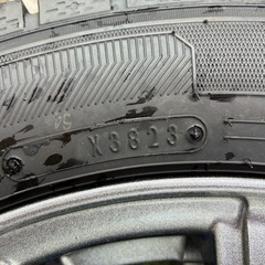 ホイール付きスタッドレスタイヤ(軽自動車
)の画像