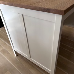 IKEA トルンヴィーケン　アイランドキッチンテーブルの画像