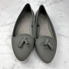 【廃盤】crocs クロックス グレー スリッポン 21 タッセル フラットの画像