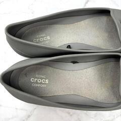 【廃盤】crocs クロックス グレー スリッポン 21 タッセル フラットの画像