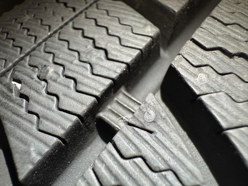 【美品✨】DUNLOP WINTER MAXX 225/50R18 ホイール付き4本セット　溝たっぷり！送料込み