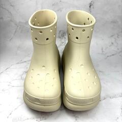【美品】crocs クロックス クラシック クラッシュ ブーツ 25 ホワイトの画像