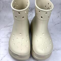 【美品】crocs クロックス クラシック クラッシュ ブーツ 25 ホワイトの画像