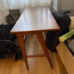 アクメファニチャー　デルマーデスクの画像