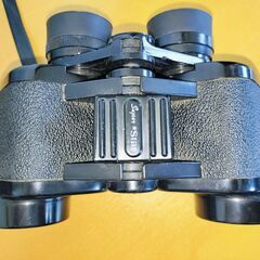 双眼鏡 8 × 32の画像