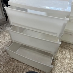 3段プラケース、衣装ケース 2セットの画像