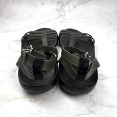 【美品】crocs クロックス Tストラップ サンダル 22 オリーブ サンダルの画像