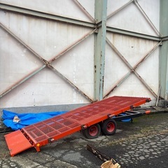 タカダトレーラーの画像