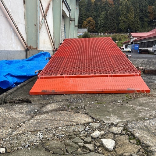 タカダトレーラー