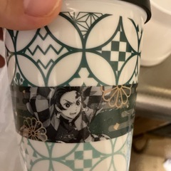 コップと炭治郎のタンブラーの画像