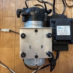 【ブースターポンプ】浄水 RO水　精製ポンプ SHURflo 8005-992-890 電源アダプター DJ-80-24の画像